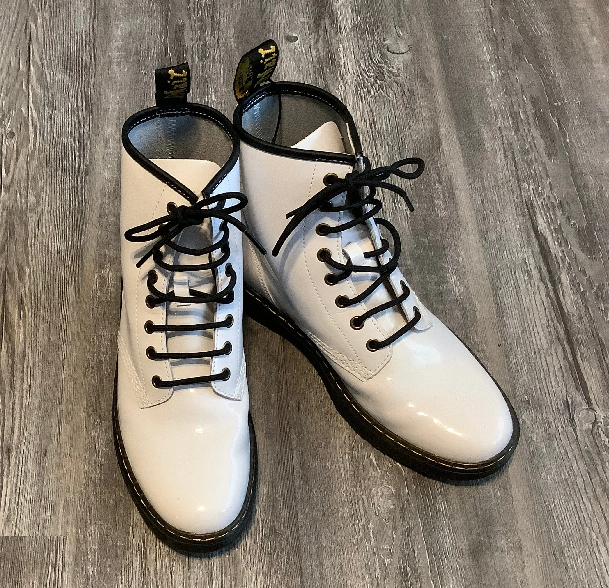 Boots Combat By Dr Martens  Size: 9