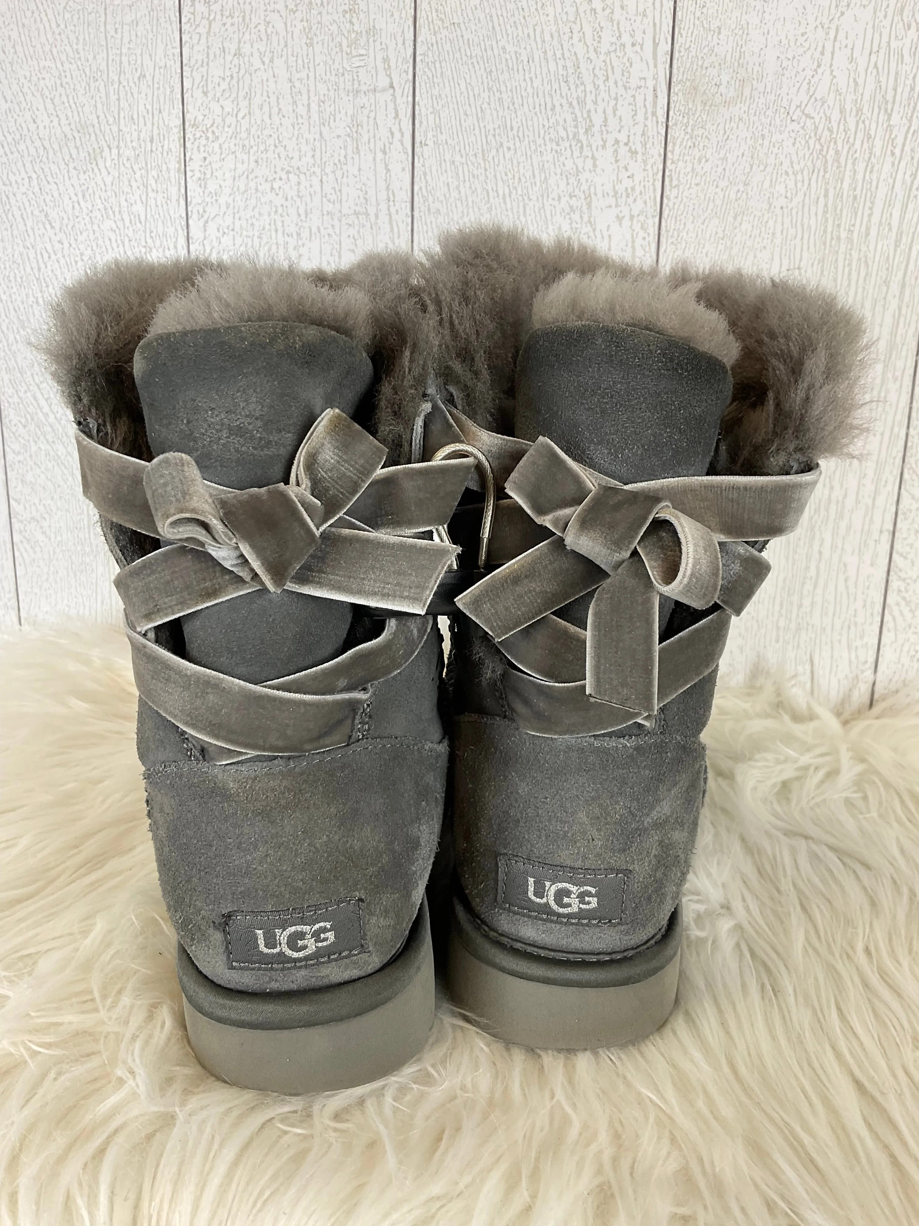 Boots Designer By Ugg In Grey & Silver, Size: 8.5