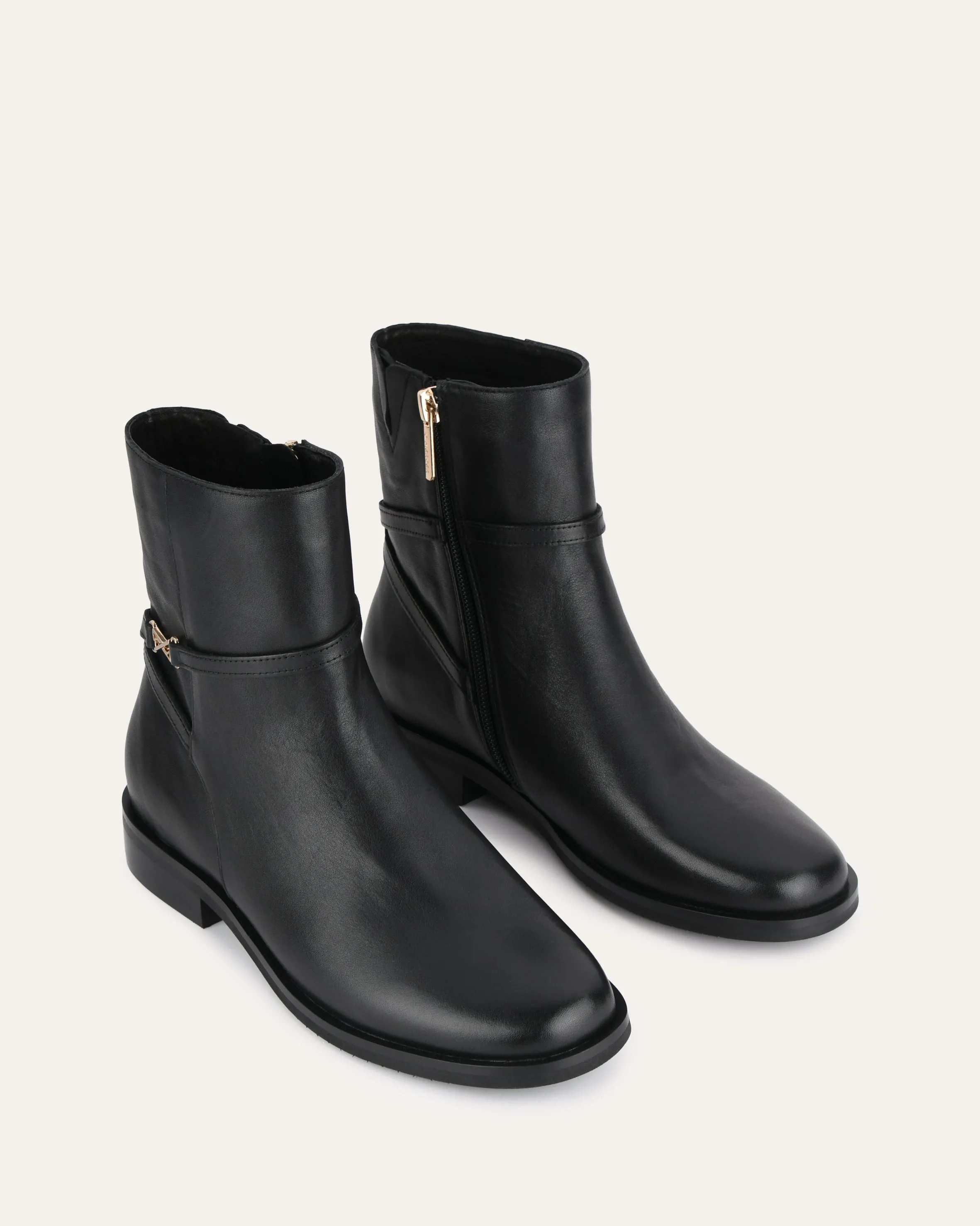 GILBERT FLAT ANKLE BOOTS BLACK LEATHER