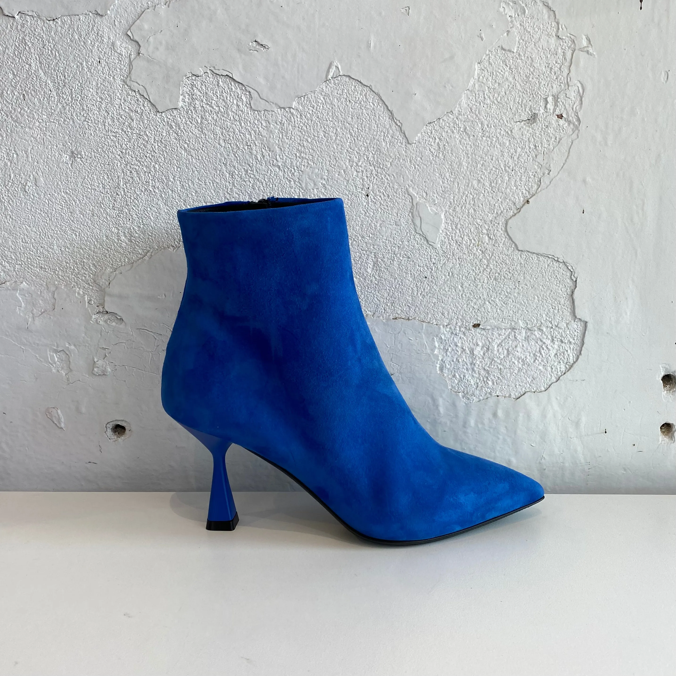 Isabelle Paris FE404 Blue Suede