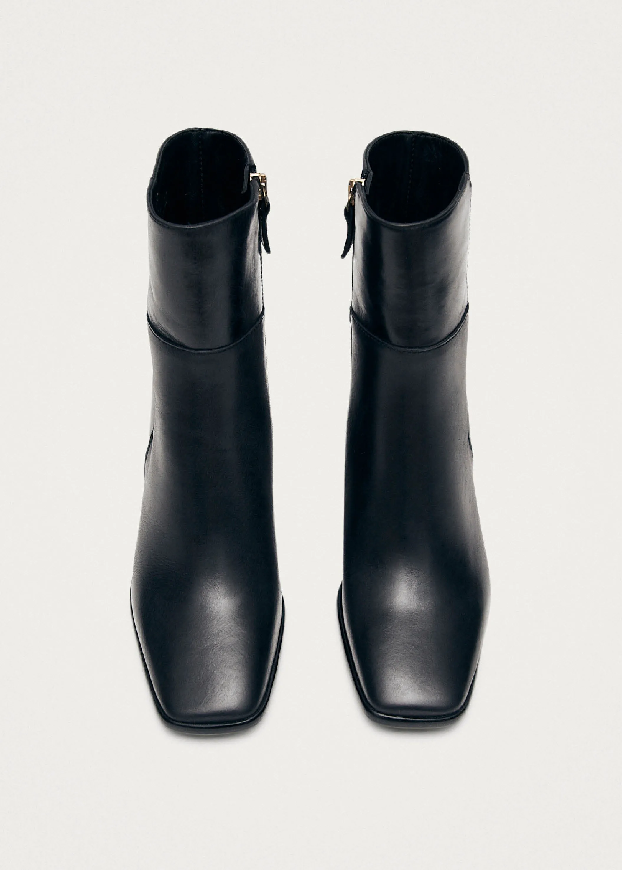 West Vintage Total Black Leather Ankle Boots